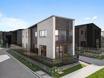 Brand New Freehold Luxury Home