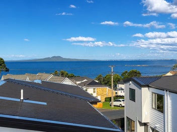 Space, Sunshine & Spectacular Sea Views