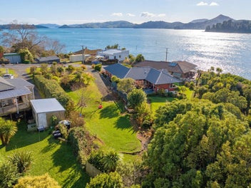 Build a Home with Sun and Harbour Views