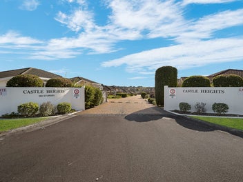 A Lovely Life in Henderson Heights