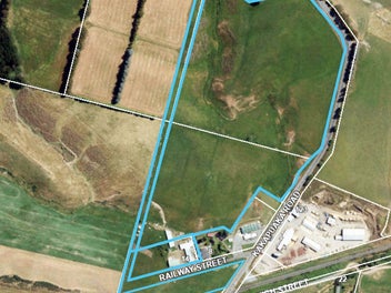 Looking for land and a lifestyle?