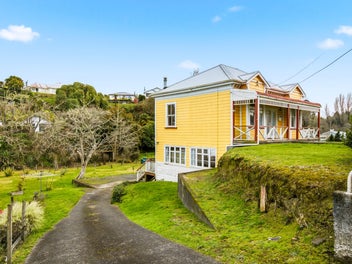 CLASSIC VILLA $365,000 TAUMARUNUI