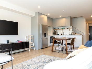 VENDORS RELOCATING! MAKE THIS YOURS!