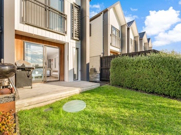 Modern, Low Maintenance Living in Milldale!