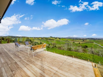 Renovated Lifestyle with Breathtaking Views!