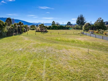 Space, Privacy and Exceptional Views