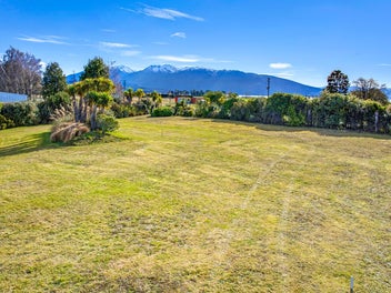 Lake & Mountain Views in private setting