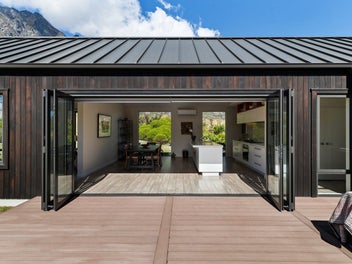 Luxury Lock and Leave - Exceptional Mountain Views