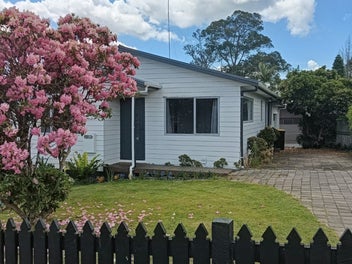 Image 1 of 18