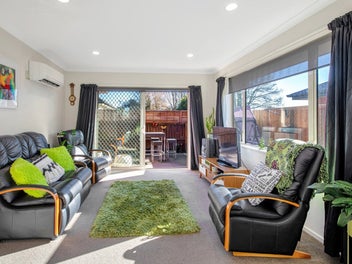 Over 60s: Sunny, low-maintenance Hornby living
