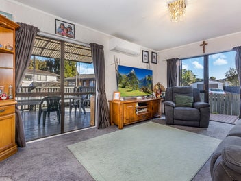 Owners Upsizing, Priced To Go