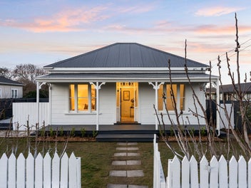 Timeless Villa Charm, Beautifully Renovated