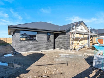 Premium New Build with an Incredible XL Garage