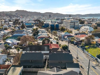 Modern Living, Prime Location