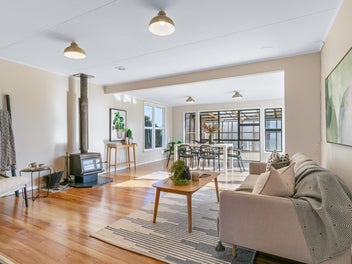 Your Ideal family home awaits!