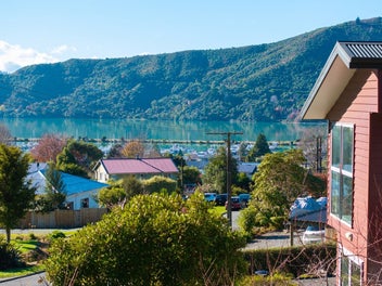 Family, holiday, investment buy. Relocating Owner
