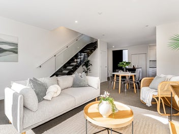 EASY COASTAL LIVING WITH LIFESTYLE