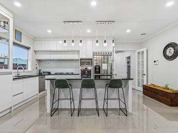 NOT YOUR TYPICAL FLAT BUSH STREET