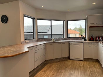 Image 1 of 18