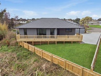 Brand new home, peaceful rural outlook