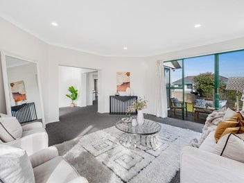 Spacious Family Living in a Quiet Cul-de-Sac