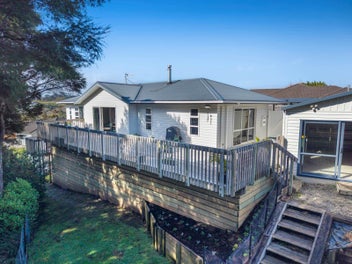 Affordable Entry into Sought-After Waimauku