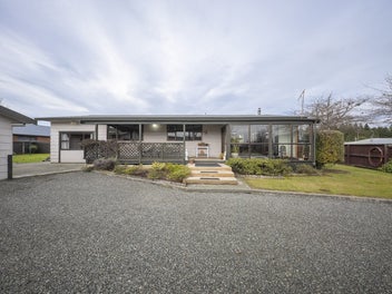 Sunny, spacious and superbly located
