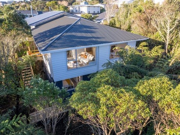 Renovated, sunny and ready to live in