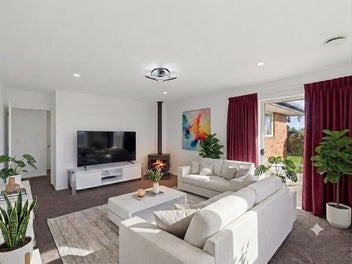 Warmth, Space and Easy Living in Hei Hei