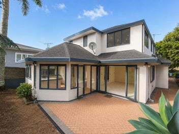 Spacious Family Living in the Heart of Mt Eden