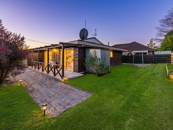 Freshly Renovated -Brick& Tile House-North Facing