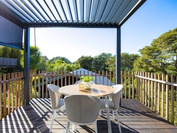 Architectural Coastal Retreat