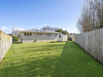 Freehold Otara: rent, renovate or develop