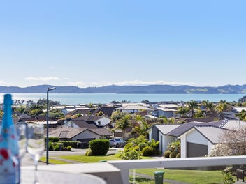 Space, Style & Sea Views