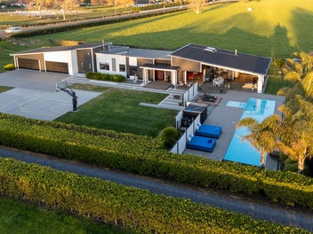 Luxury Lifestyle, Endless Entertainment