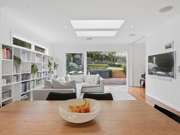 Westmere | Professionals