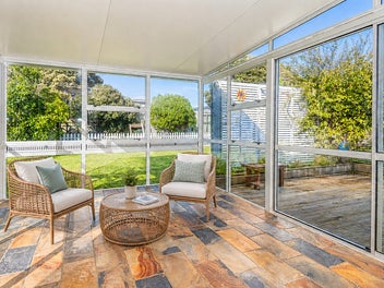 Coastal Comfort with Endless Potential