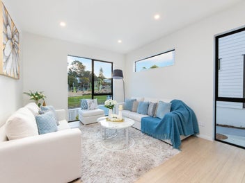 Standalone Parkside Living in West Harbour