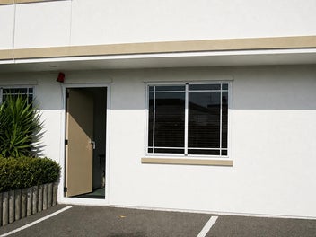 Image 1 of 8