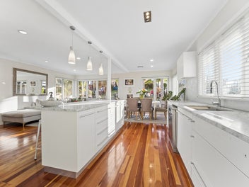 The Perfect Home for Family & Entertaining