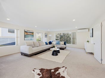 Unbeatable Location in the Macleans Zone