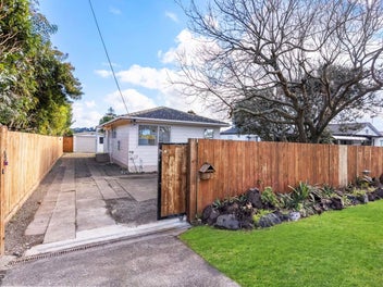 Renovated and Ready, Packed with Potential, Ranui!