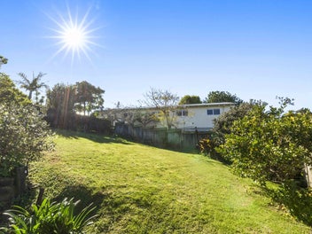 Seaside Large Family Home