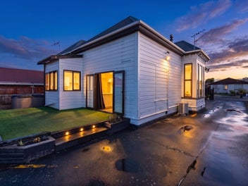 Family Home in Saint Kilda