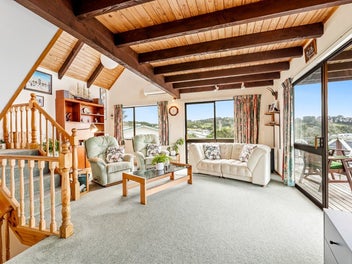 Panoramic Views. Endless Potential.