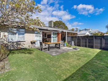 FREEHOLD AND SUNNY, WITH PLENTY OF APPEAL