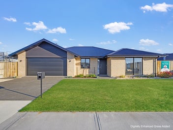 52 Hilton Drive