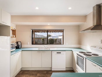 Private, Low-Maintenance, Cul-de-Sac Living