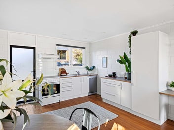 Affordable Riverview Living; Priced to Sell