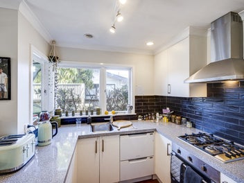 Warm, welcoming and well positioned